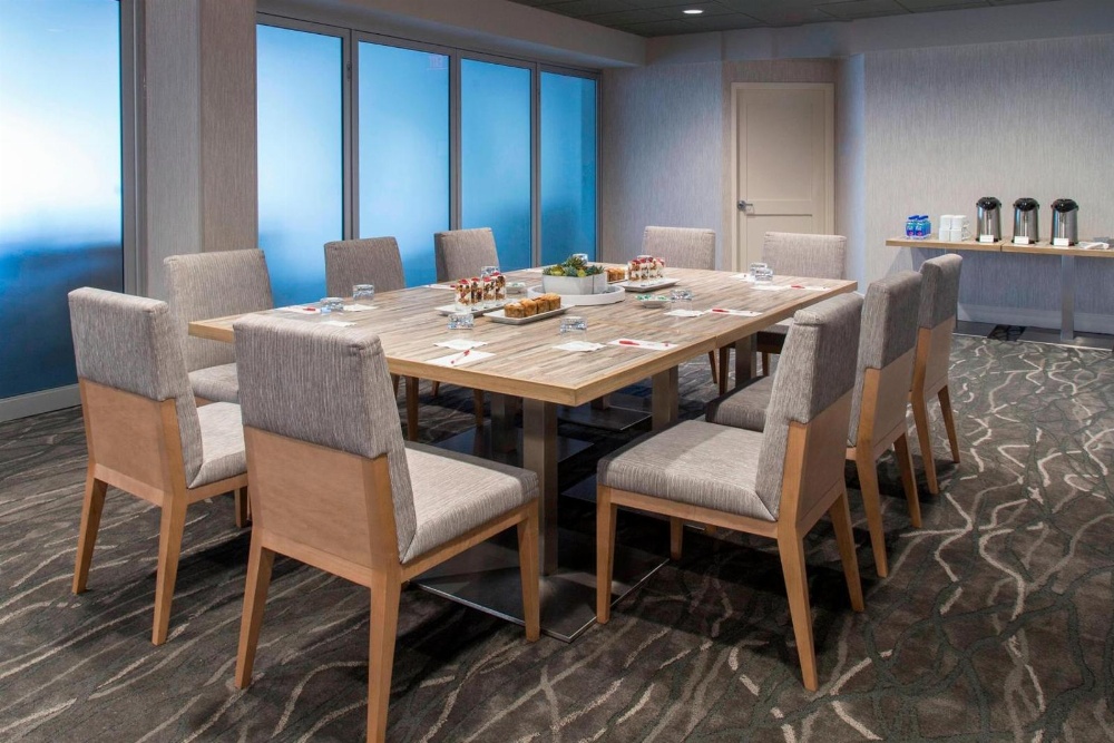 Rochester Airport Marriott Main image