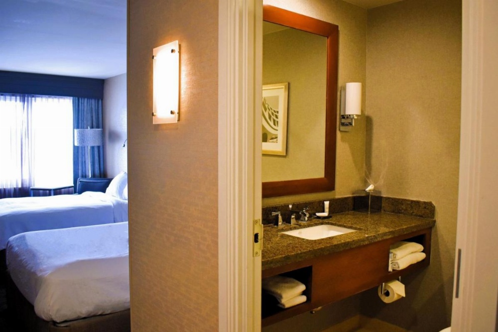 Rochester Airport Marriott Image 24